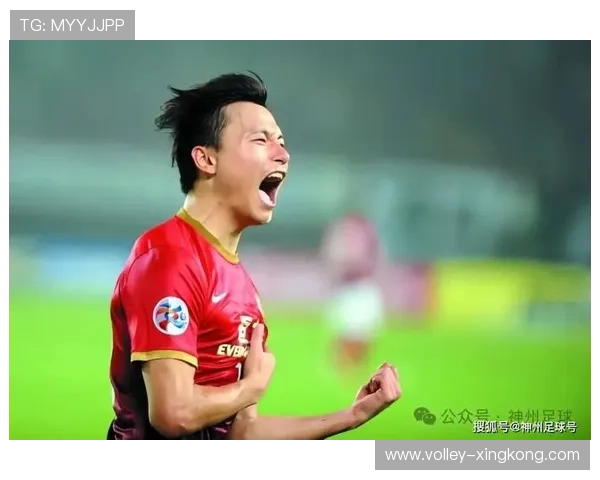 足球场上的十三号球员是谁 他们的传奇与成就解析