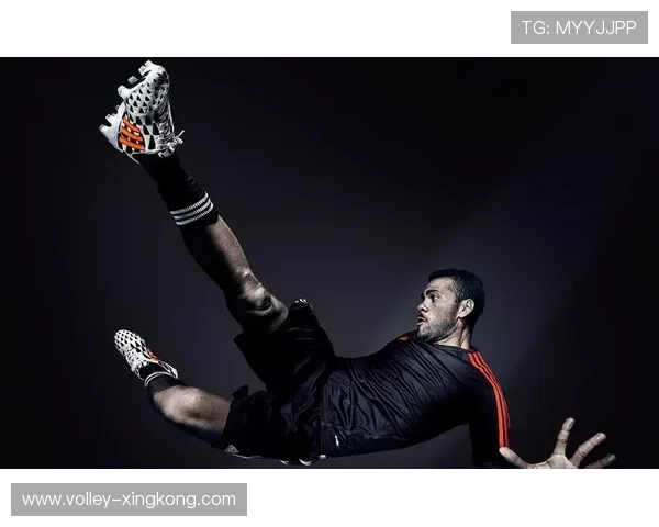 足球明星参赛卡收藏热潮引领球迷交流与竞技文化新趋势 足球明星参赛卡收藏热潮引领球迷交流与竞技文化新趋势